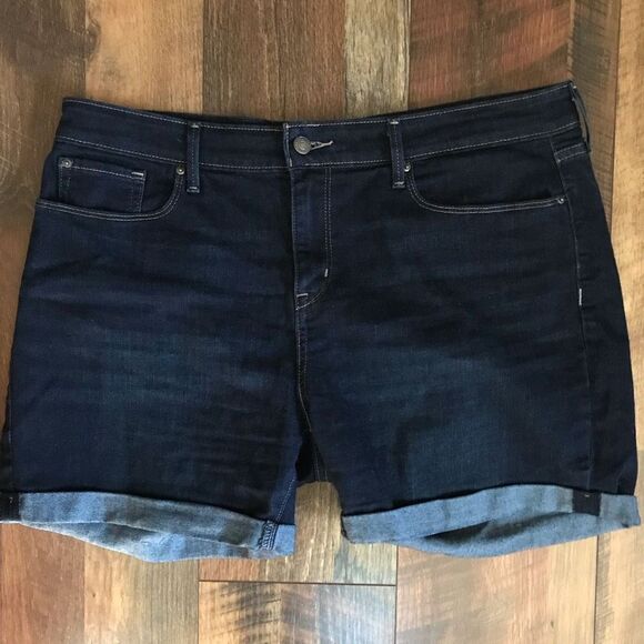 Levi’s signature denim walking shorts SZ 14 (32) rolled cuffed jean shorts - Picture 1 of 5